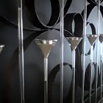 Chandelier paravent acier, verre et sable - Restaurant (Toulouse)
