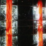 Mur de decoration acceuil discotheque copeaux d'inox dans casier eclairage altuglas